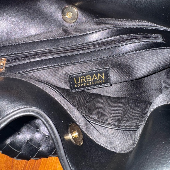 Urban Expressions Black Woven Vegan Leather Crossbody Bag - Picture 7 of 7